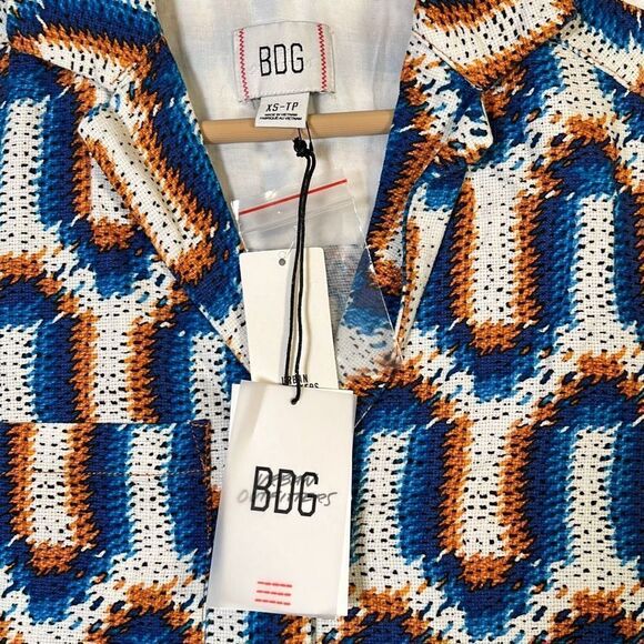 BDG‎ Dylan Linen Souvenir Button-Down Shirt-NWT-XS - Picture 2 of 6